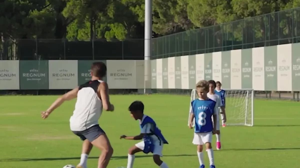 Milli Futbol Gündemi: Arda Güler'den Çocuklara İlham Veren Ziyaret, A Milli Takım'ın Dünya Kupası Elemeleri Performansı