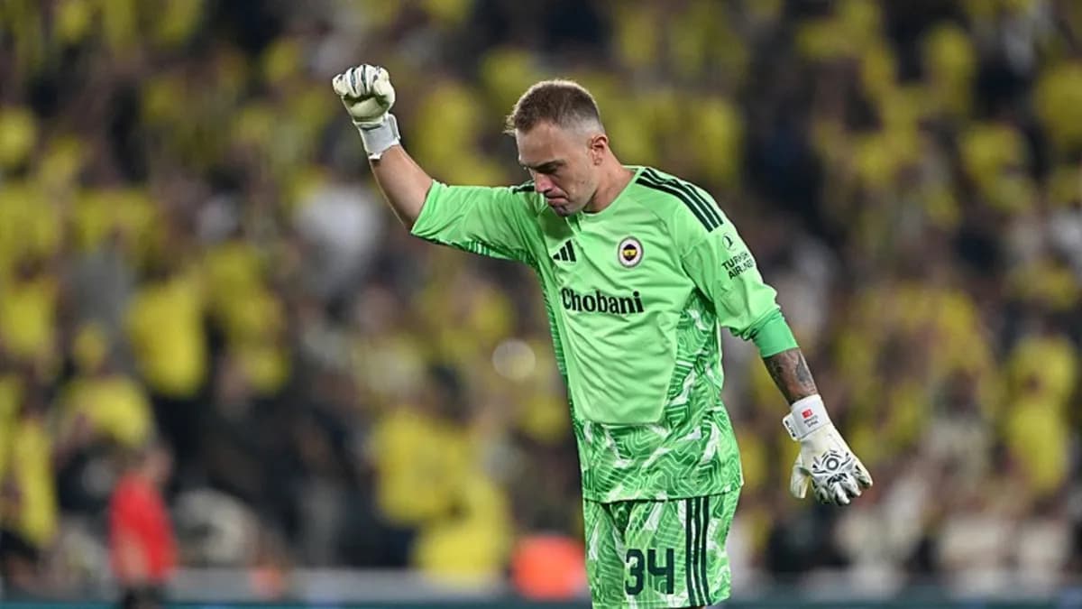 Türk Futbolunda Son Gelişmeler: Fenerbahçe'de Mert Günok Şoku ve A Milli Takım'ın Grup Serüveni
