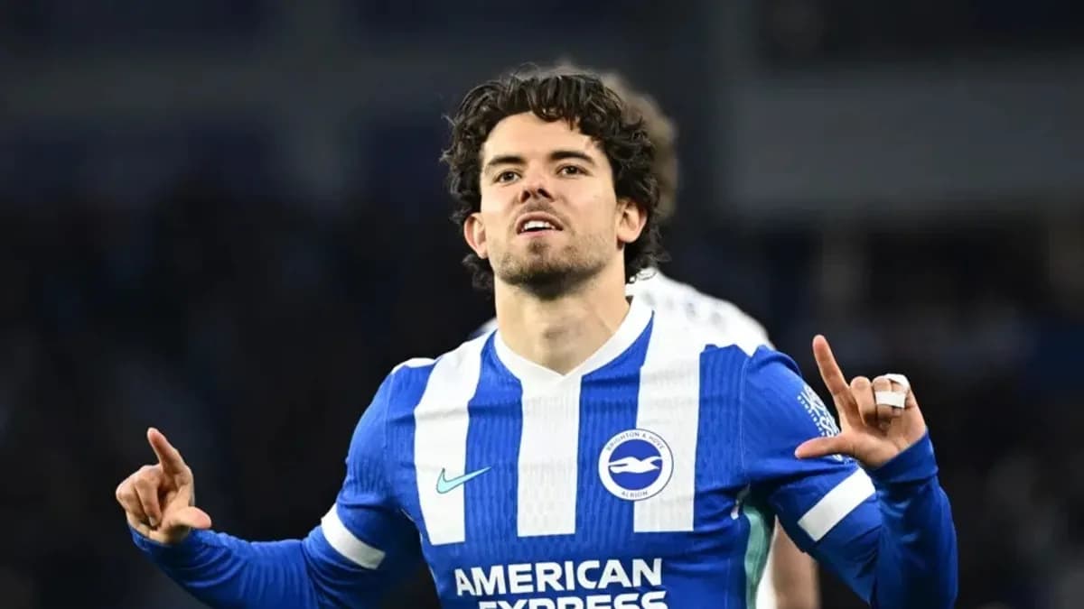 Ferdi Kadıoğlu'nun Fenerbahçe İddialarına Brighton Cephesinden Yanıt: Teknik Direktör Hürzeler'den Açıklama