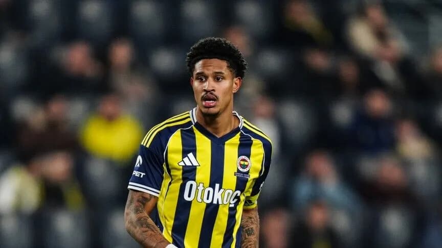Fenerbahçe'de Sakatlık Şoku: Jayden Oosterwolde Ameliyat Edildi
