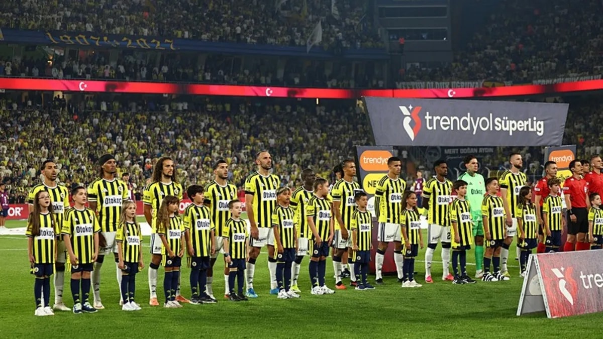 Fenerbahçe, Gaziantep FK Deplasmanında Süper Lig'deki 15. Randevuya Çıkıyor