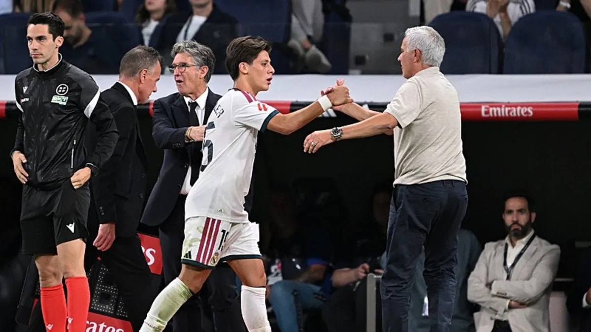 Arda Güler'e Mourinho'dan Dev Övgü: "Akılalmaz Oyun Görüşü!"
