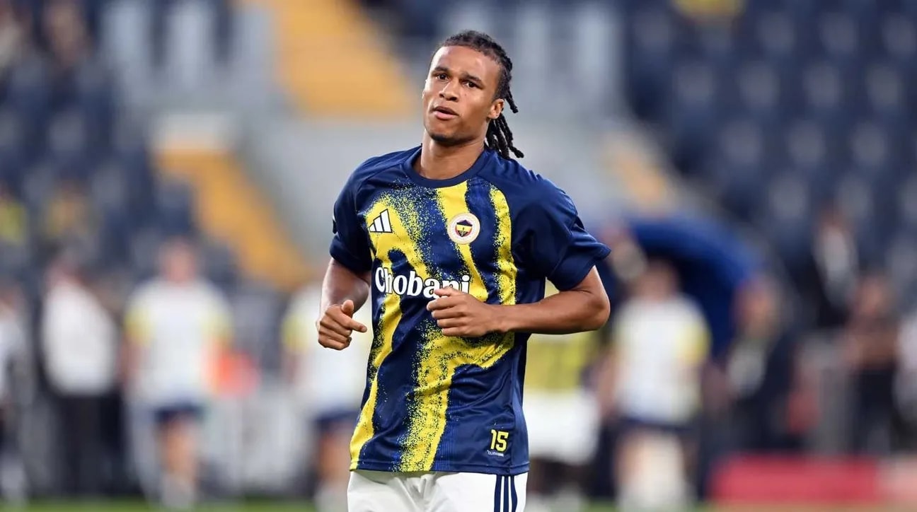 Fenerbahçeli Nathan Ake Hollanda Milli Takımı'na Çağrıldı: Uluslar Ligi Kadrosunda