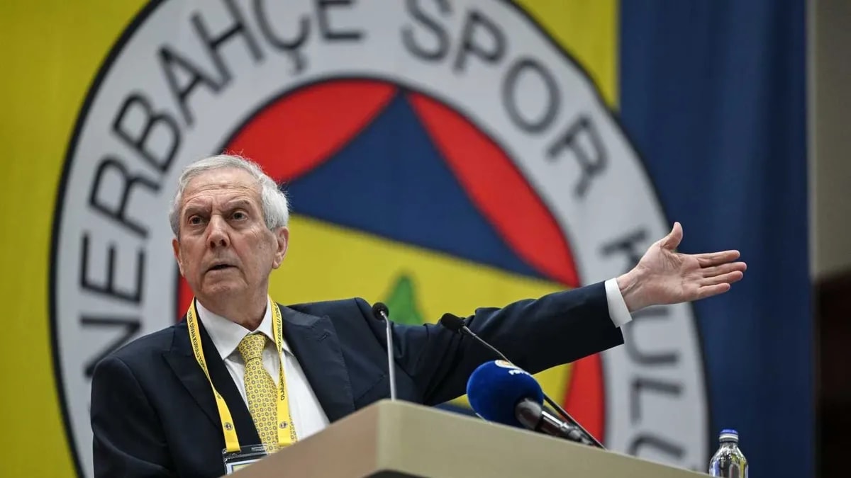 Fenerbahçe'ye FIFA'dan 3 Dönem Transfer Yasağı ve Kulüpten Açıklama