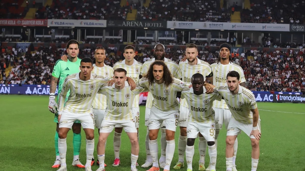 Fenerbahçe İç Transferde Harekete Geçti: Yıldız Oyuncuyla Masaya Oturuyor
