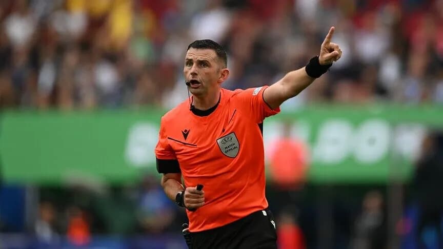 Türkiye-İtalya Maçına İngiliz Hakem Michael Oliver Atandı