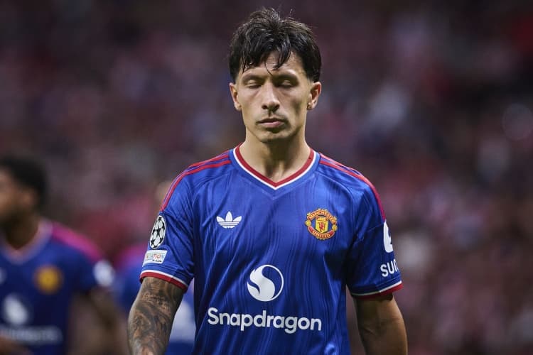 Mail'den Bomba İddia! ManUtd'dan Martinez'e 'Uzat Sat' Planı!