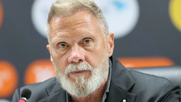 Samsunspor'da Fink Dönemi Sona Erdi: Trabzonspor Mağlubiyeti Sonrası Ayrılık Kararı