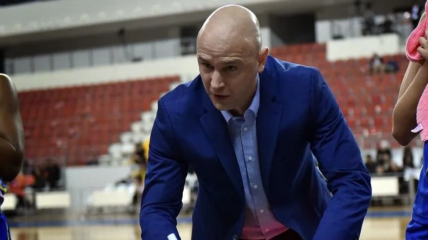 A Milli Kadın Basketbol Takımı'nda Frederic Dusart Dönemi Başladı