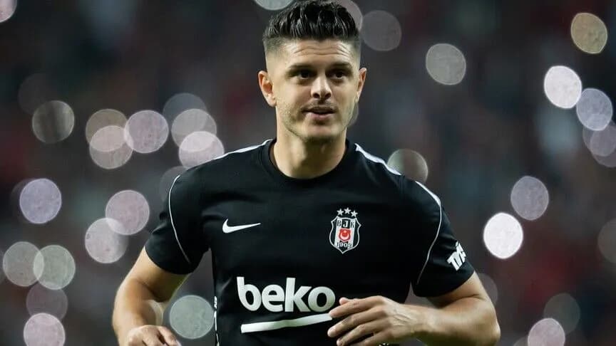 Beşiktaş'a Milot Rashica Şoku: Sağ Üst Uyluk Adalesinde Gerilme ve Kanama Tespit Edildi