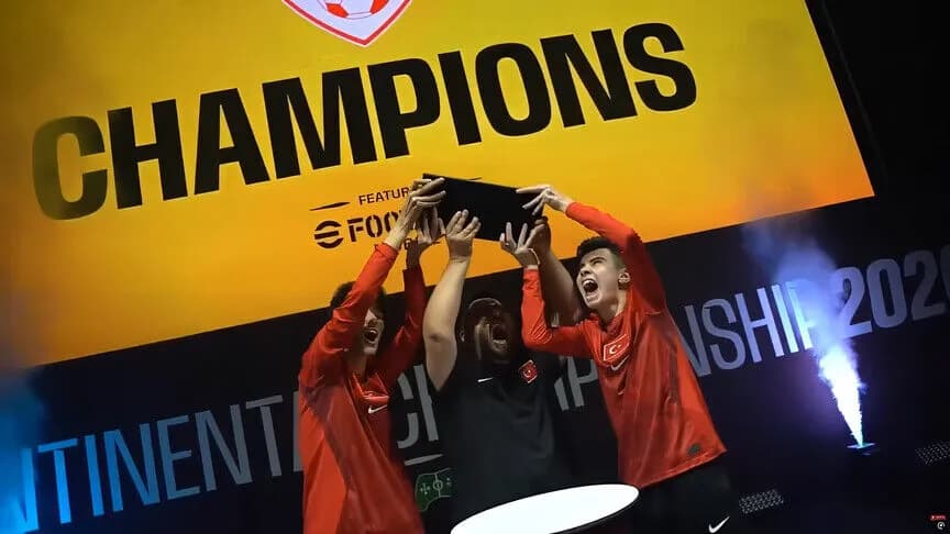 eFutbol Milli Takımı Dünya Kupası Zaferine Odaklandı: A Milli Takım'ın Grup Performansı da Gündemde